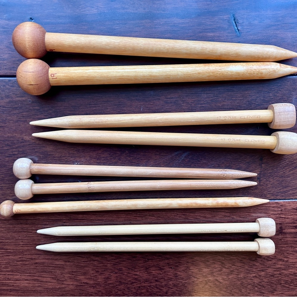 Wooden Knitting Needles Set – Clover Takumi Bamboo & Jumbo Birch Needles